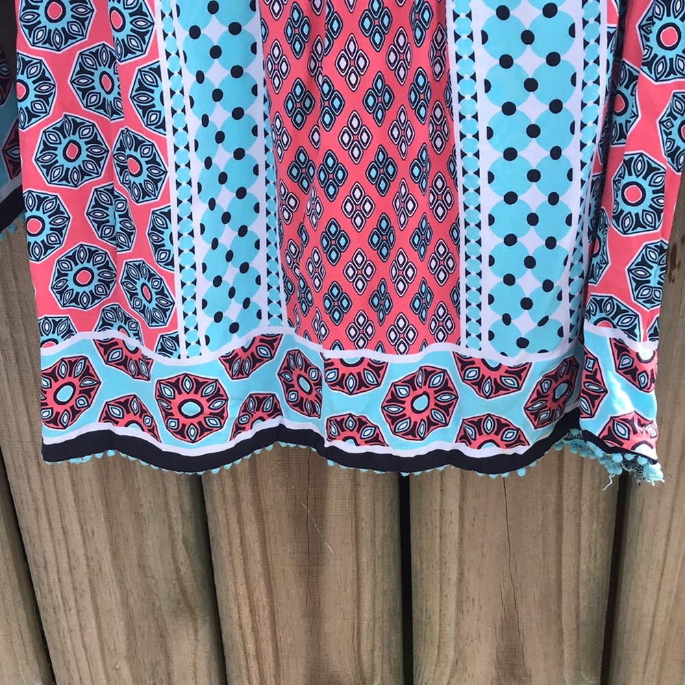 Crown and Ivy Blue/Peach/White Tunic - Size Small - Picture 6 of 6